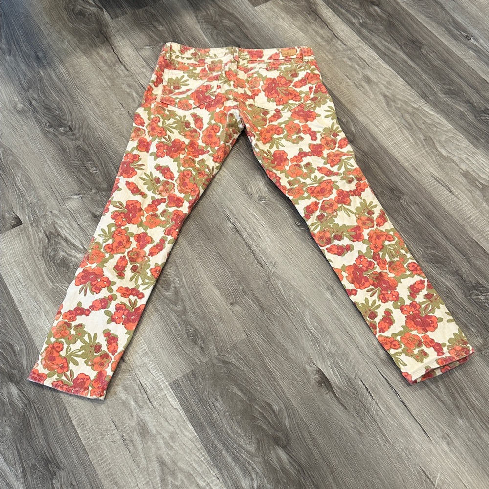 PAIGE FLORAL PRINT JEANS Skyline Ankle Peg 30 EUC - Picture 10 of 11